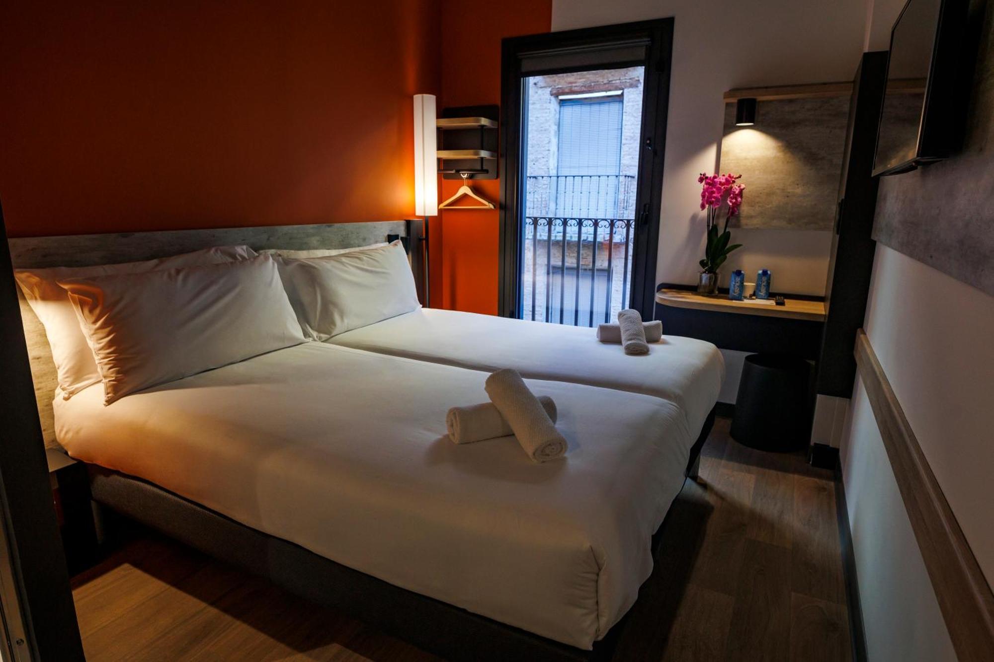 Ibis Budget Logrono Centro Exterior foto