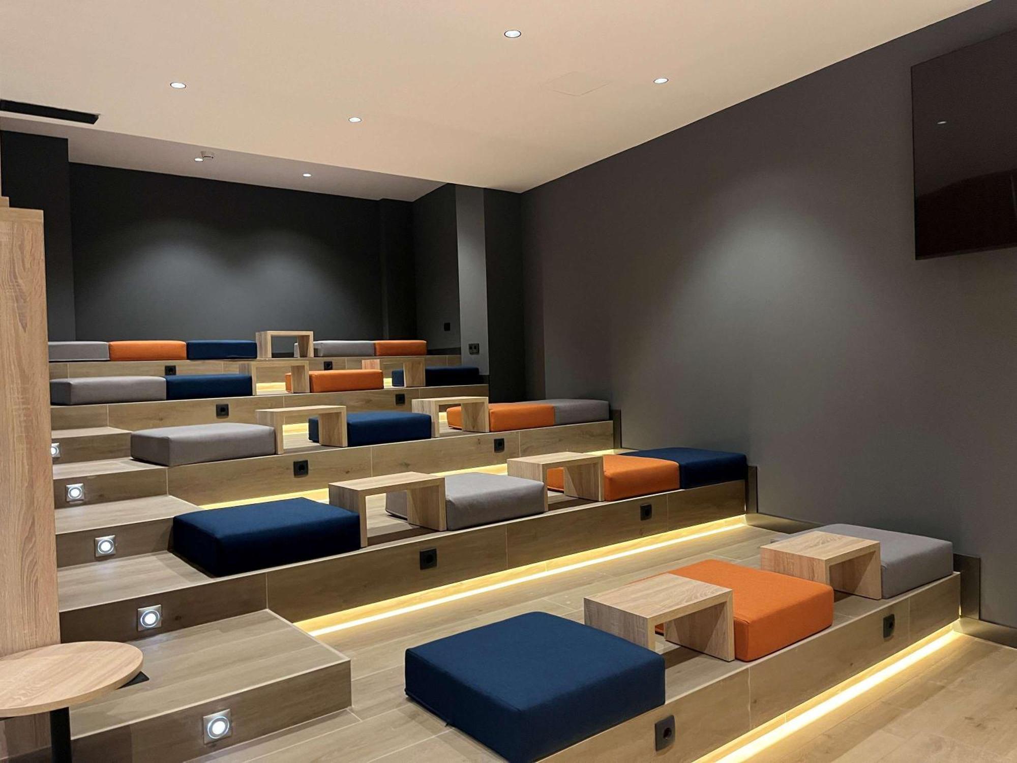 Ibis Budget Logrono Centro Exterior foto